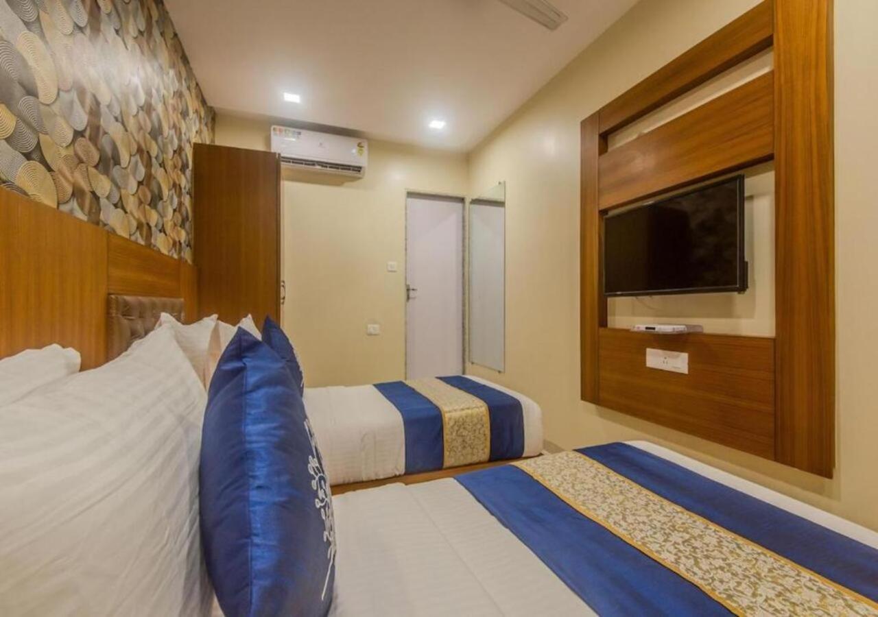 Hotel Arton Regency Near Terminal 2 Airport Bombaj Zewnętrze zdjęcie